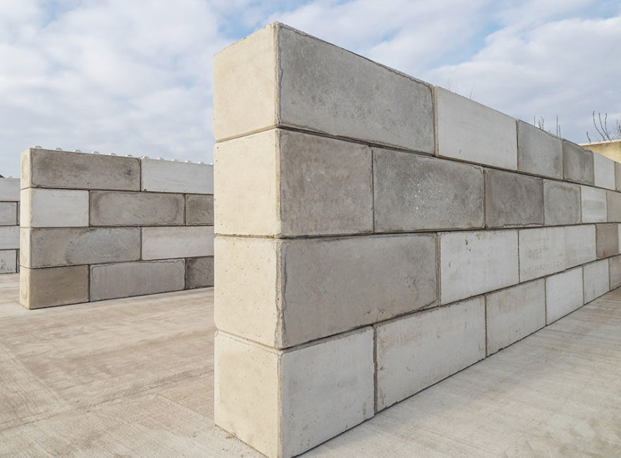 retaining wall blocks