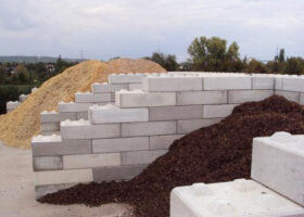 retaining wall blocks